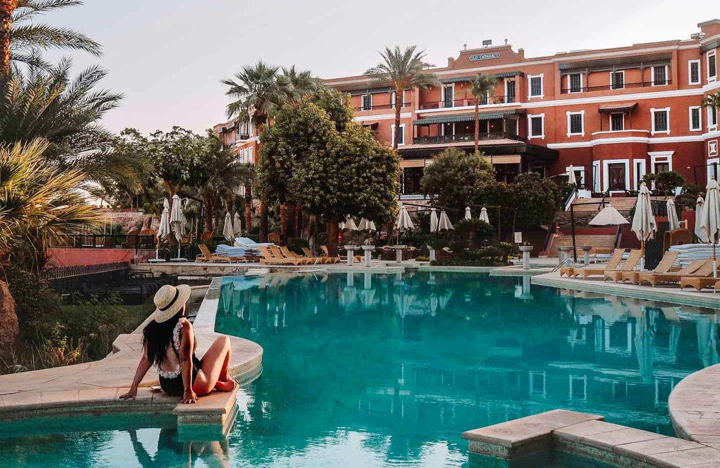 Aswan is a beautiful city in southern Egypt, located along the banks of the Nile River.