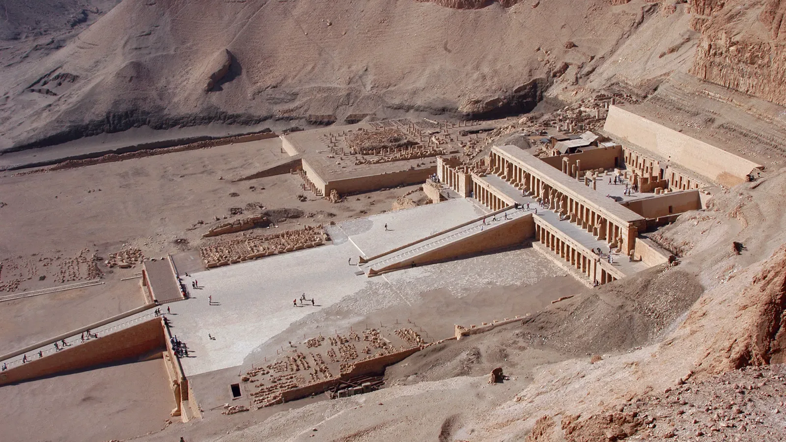 Valley of the Kings: Ancient Royal Tombs in Luxor