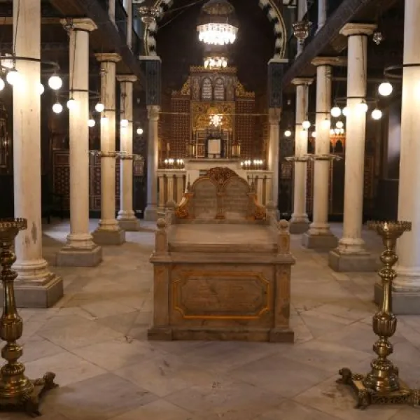 The Ben Ezra Synagogue is rich and interesting in history.