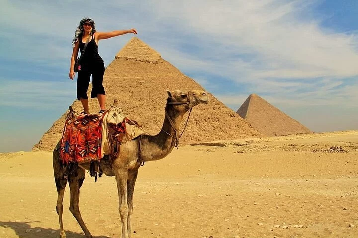 Explore Cairo with Day Tours – Expert Guides, Easy Travel
