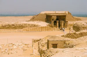 Cairo historical tour to Memphis and Saqqara