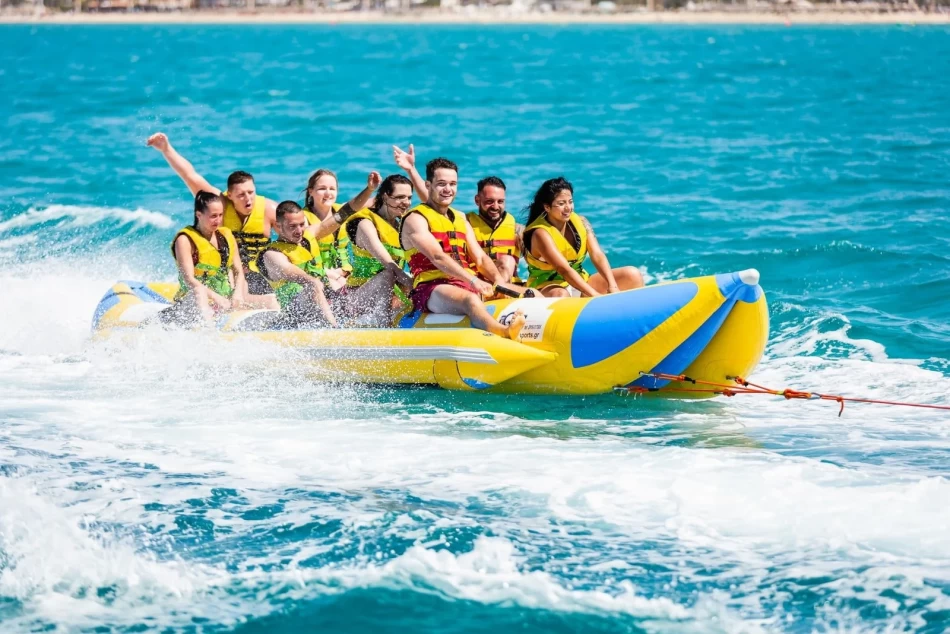 Red Sea Holiday in December Filled with Warmth and Christmas Wonder