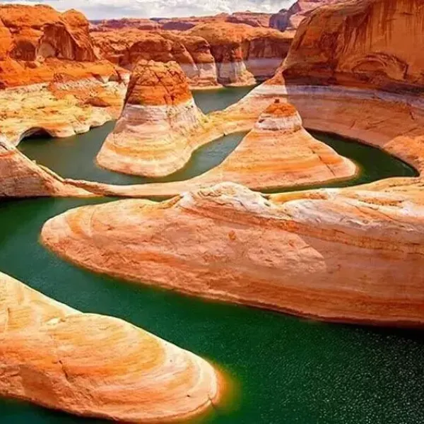 Colored Canyon Egypt: Sinai's Sandstone Hike Near Nuweiba (2026)