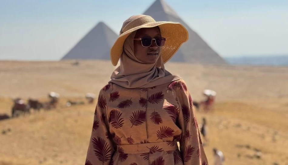giza pyramids with egypt day trips