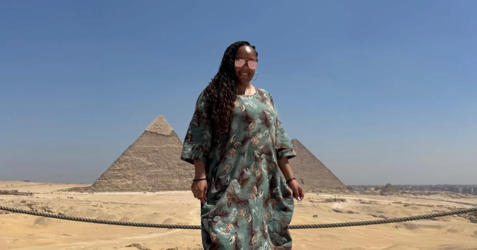 giza pyramids with egypt day trips