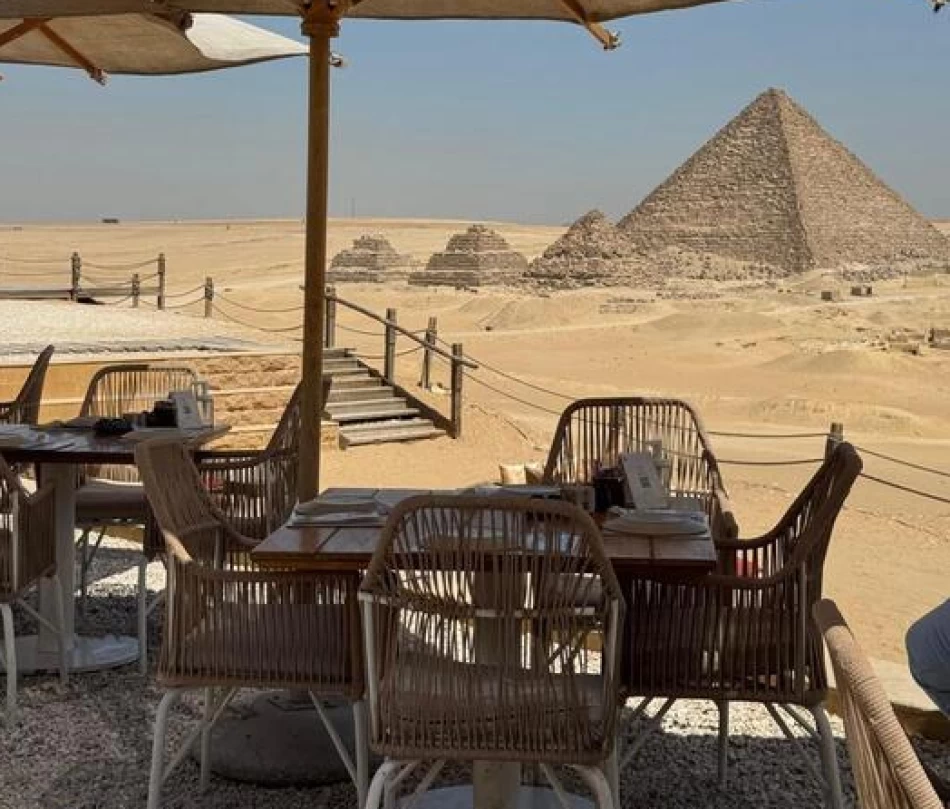 giza pyramids with egypt day trips