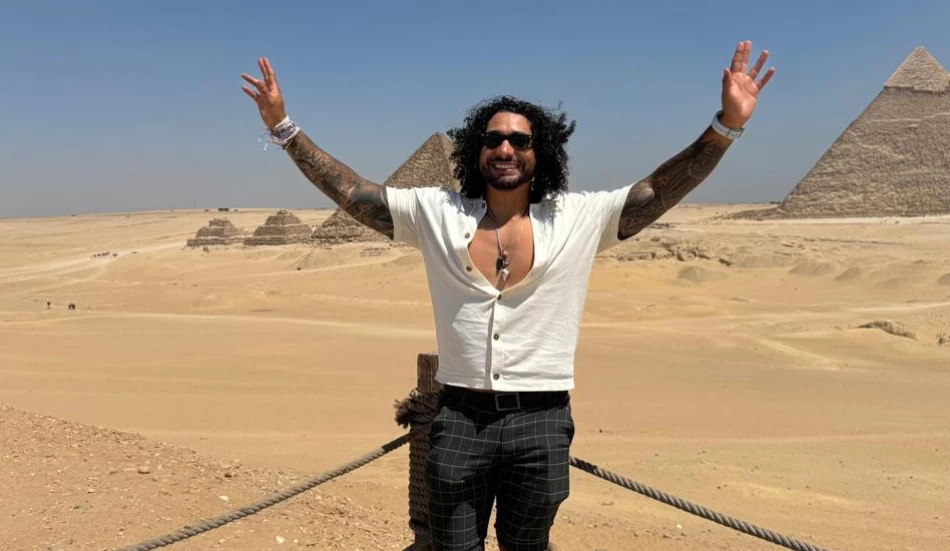 giza pyramids with egypt day trips