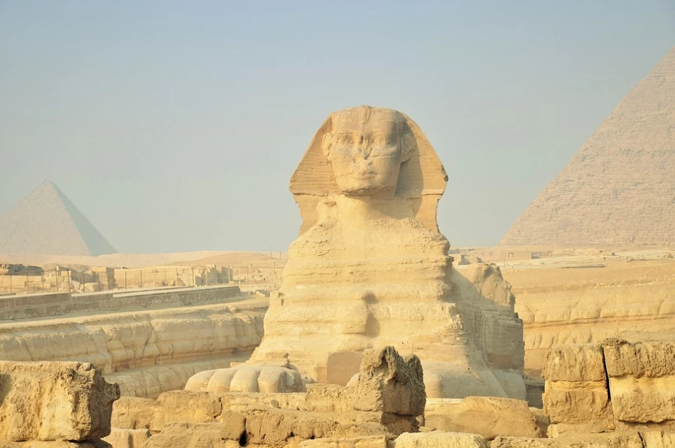 Sphinx and pyramids