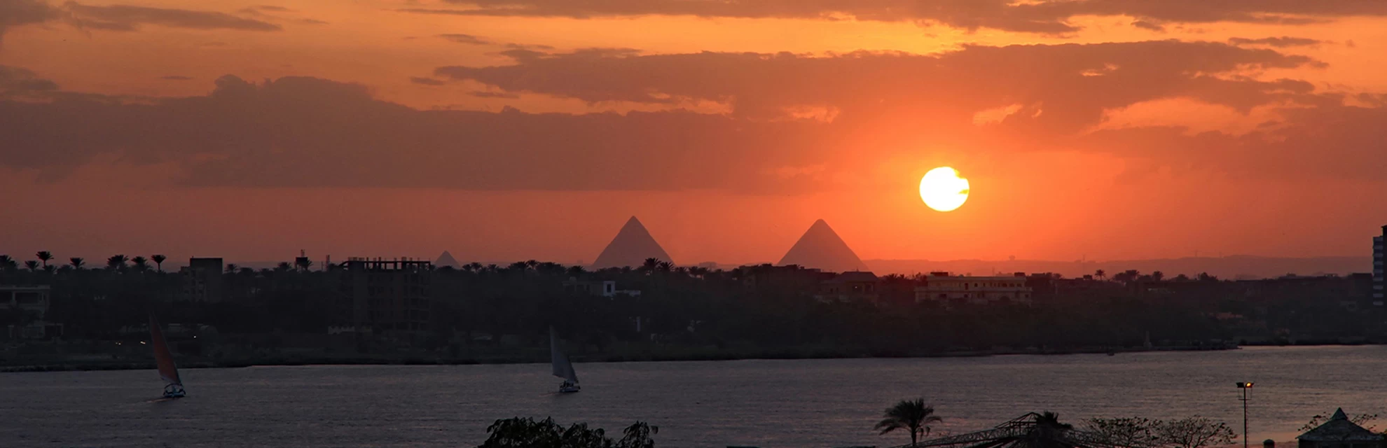 Pyramids tour from Cairo