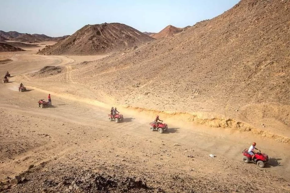 Sunset view on a desert safari from Hurghada