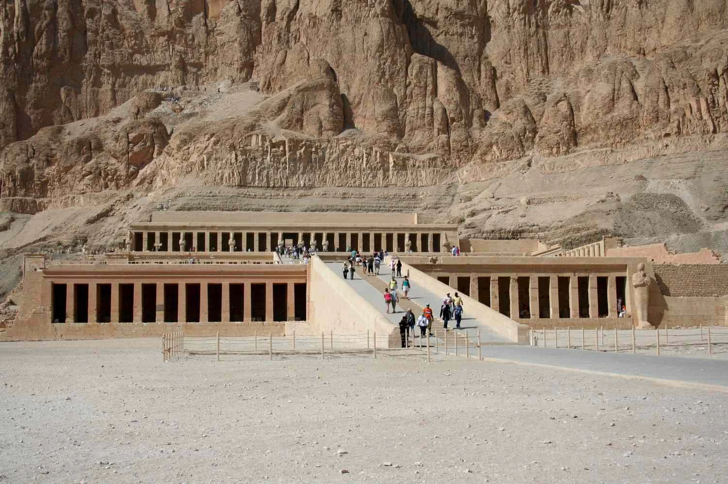 The Royal Cache at Deir el-Bahri