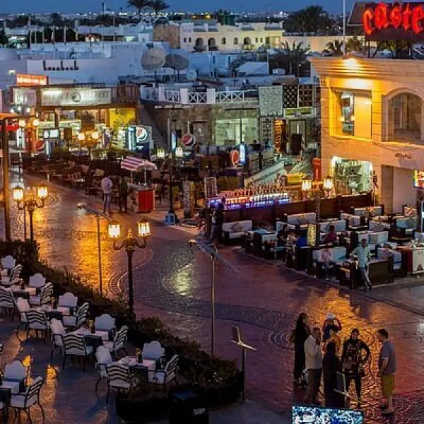 Naama Bay, Sharm el-Sheikh: The Complete Local Guide (2026)