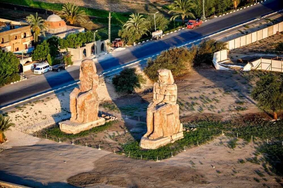See the Colossi of Memnon on your Luxor day trip