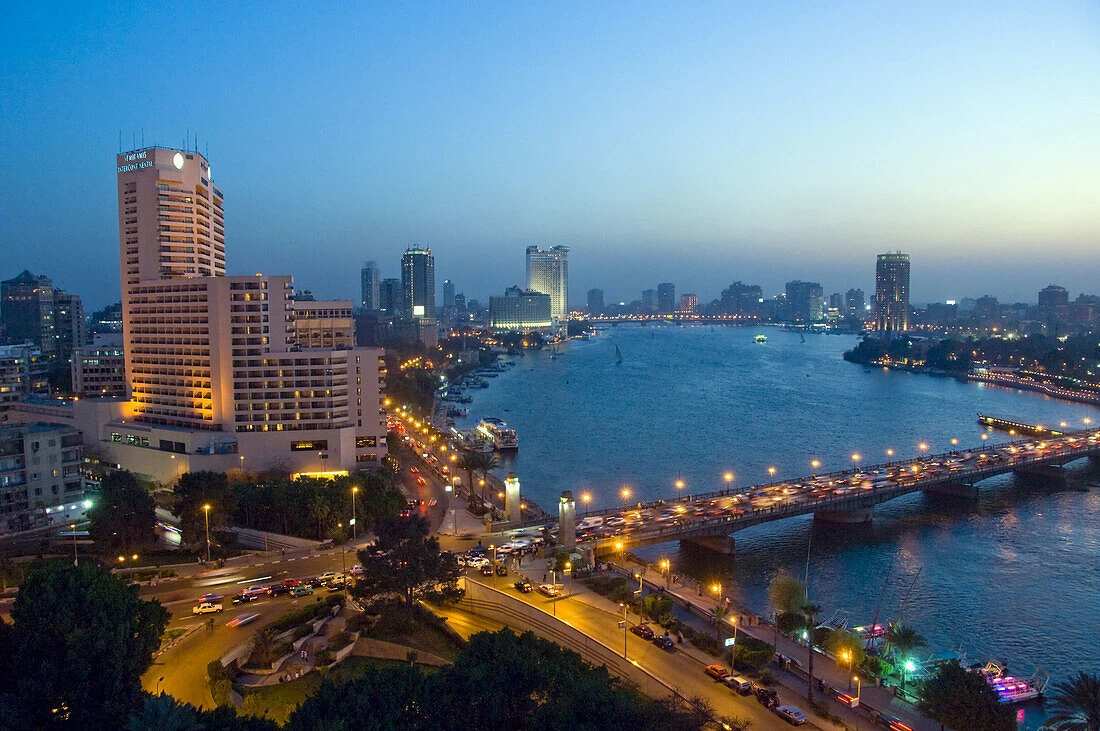 Experience Cairo’s must-see attractions, combining ancient history and vibrant city life
