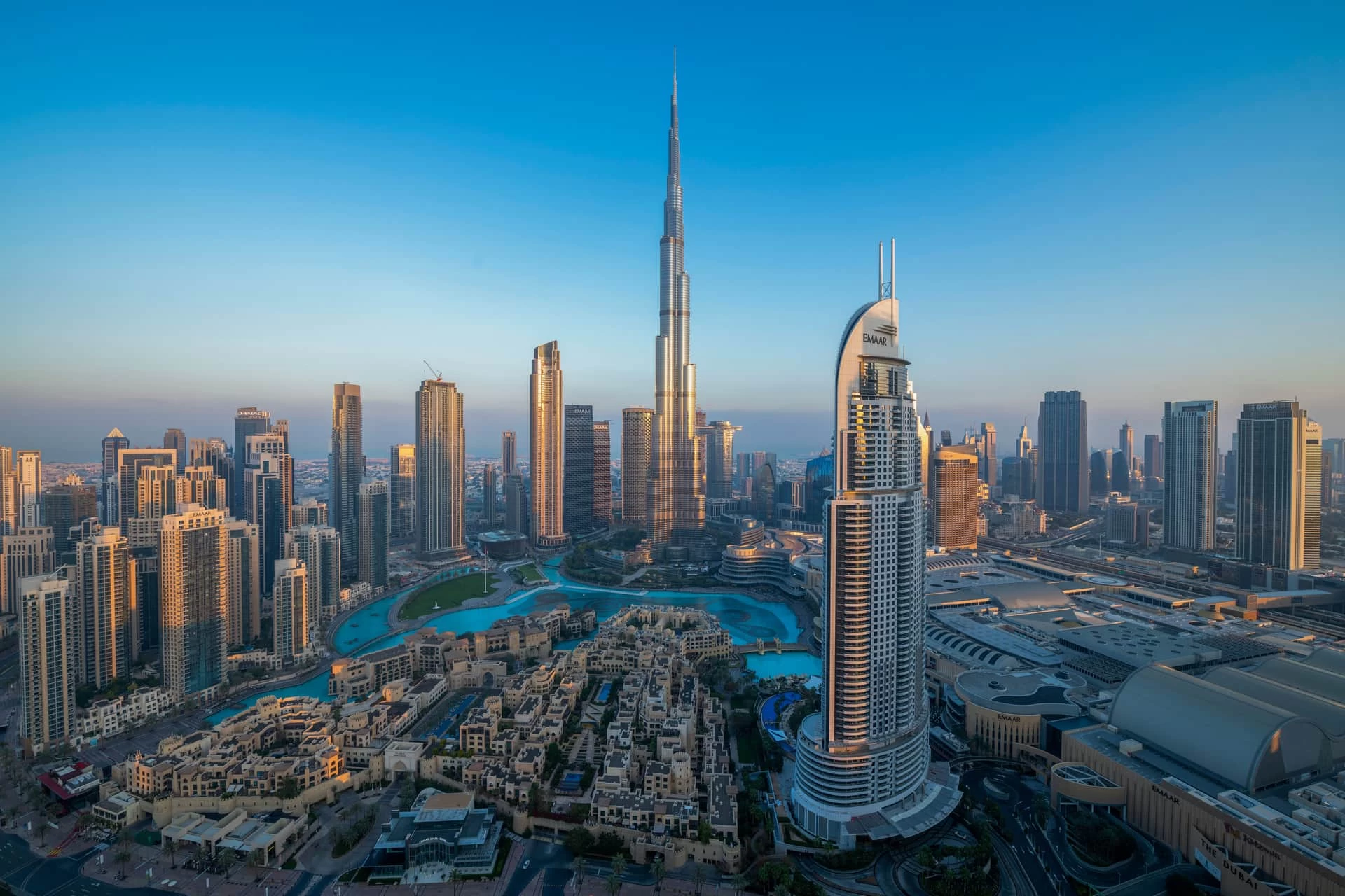 Burj Khalifa Guide