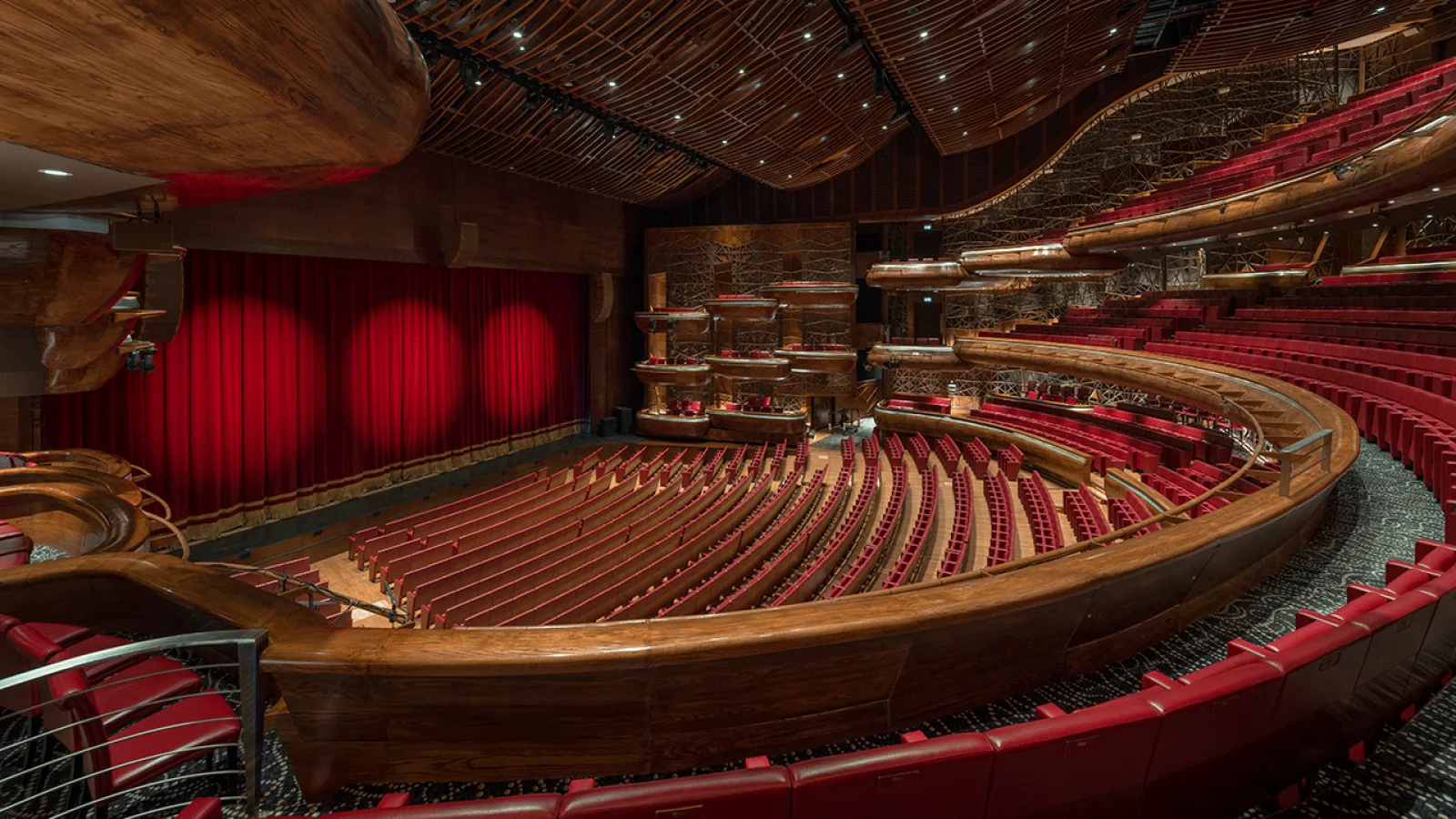 Dubai Opera House: Where Culture Meets The City of Gold