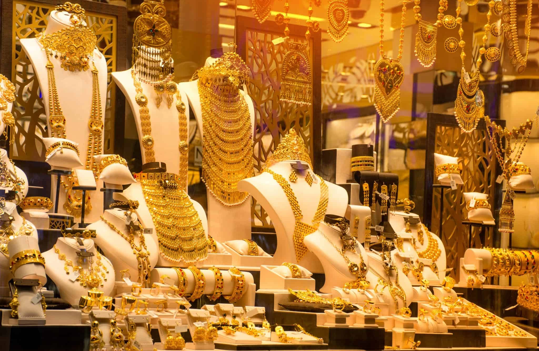Best souks to visit in Old Dubai