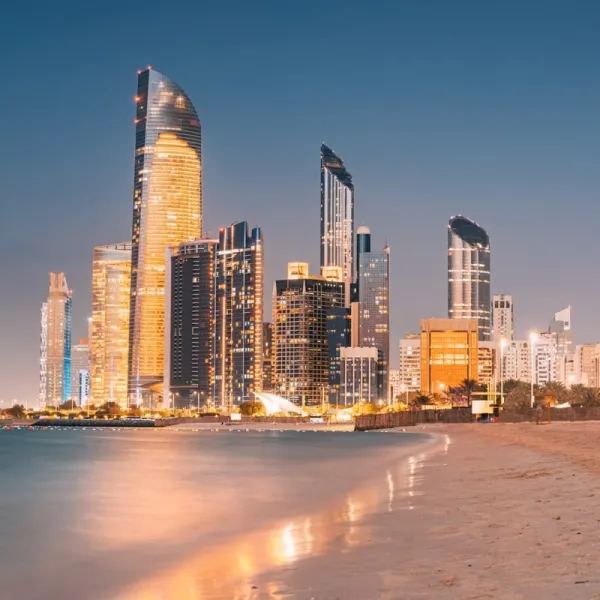 Explore Abu Dhabi vacation packages for an unforgettable experience