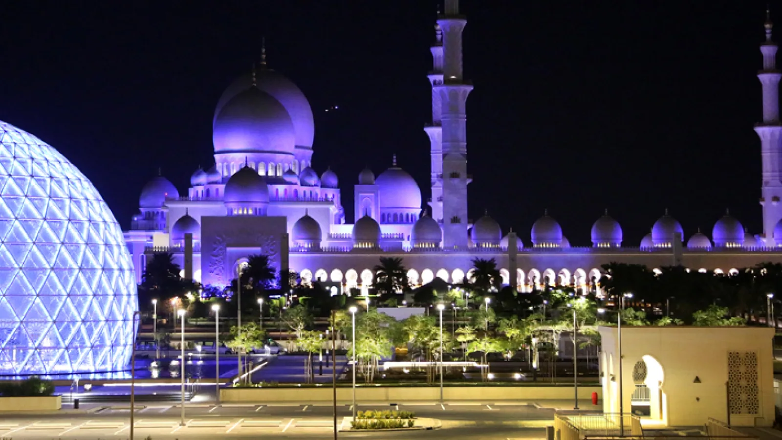 Enjoy unforgettable moments at the best places to visit in Abu Dhabi