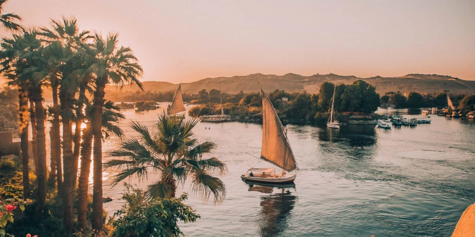 Best day trips from Luxor – Scenic felucca journey on the Nile