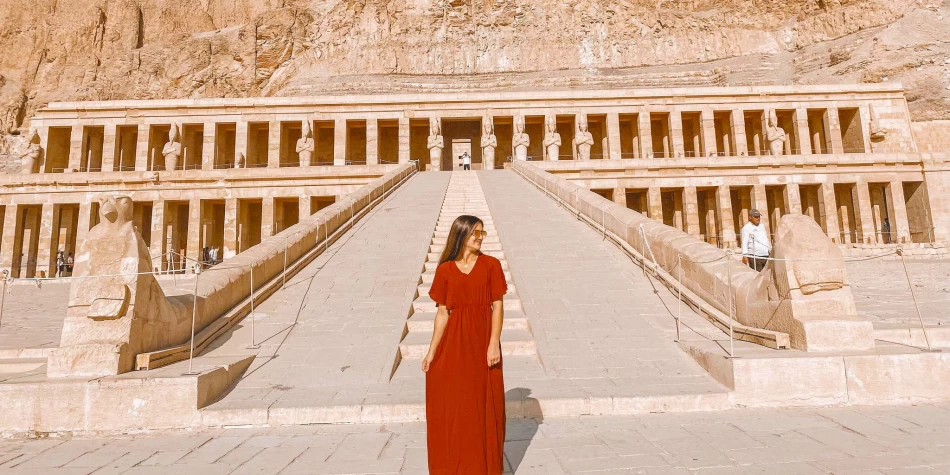Tourist Experience at Hatshepsut Temple – Step into Egypt’s royal past