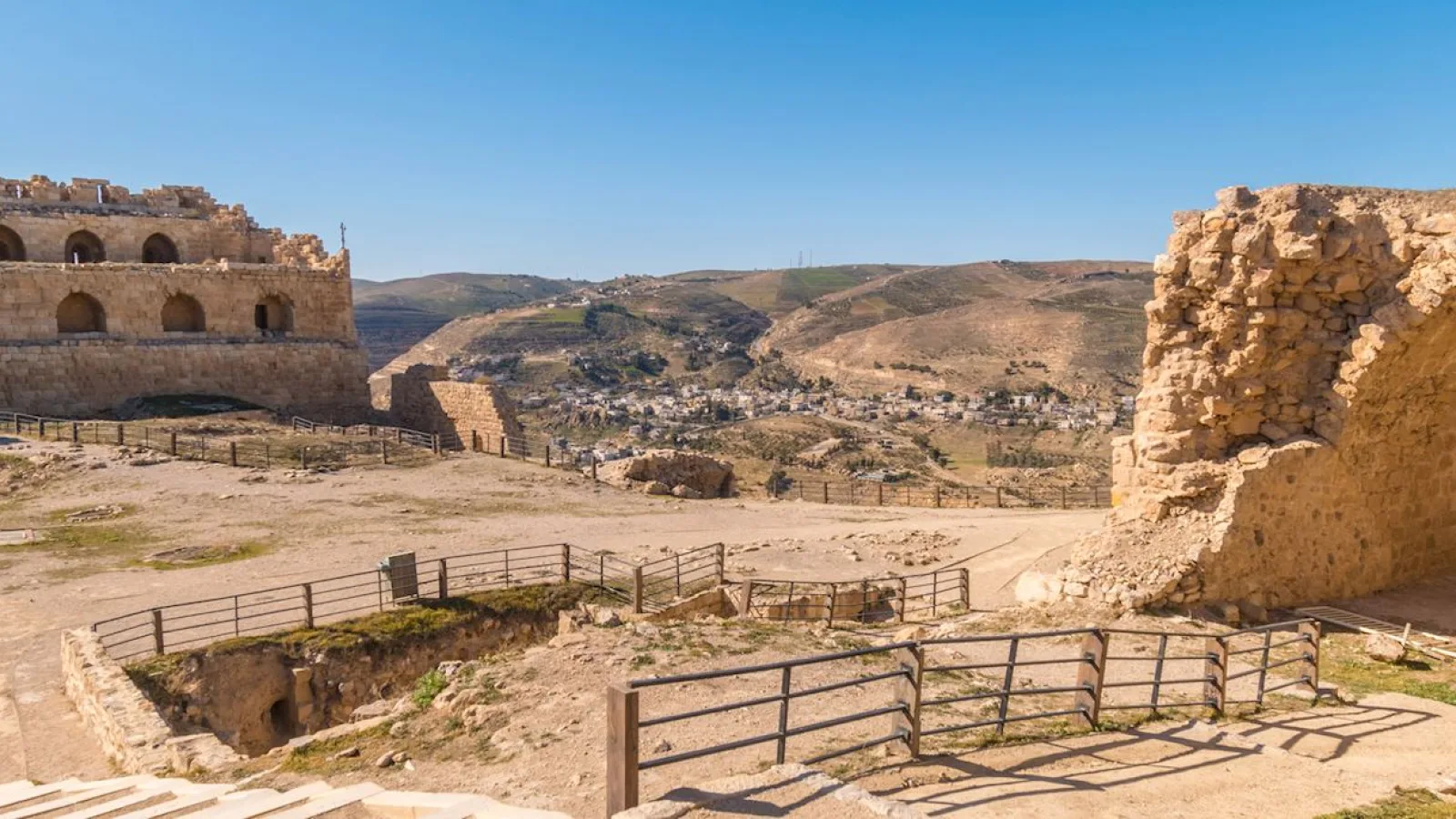 a large medieval castle located in al-Karak, Jordan.
