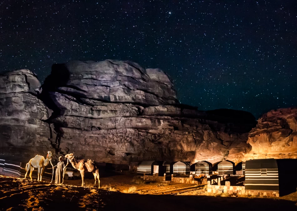 Night view of Wadi Rum desert in Jordan with a star