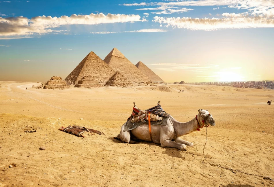 Giza pyramids luxury Egypt and Jordan tours