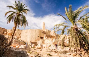 4-Day short break tour to the western deserts