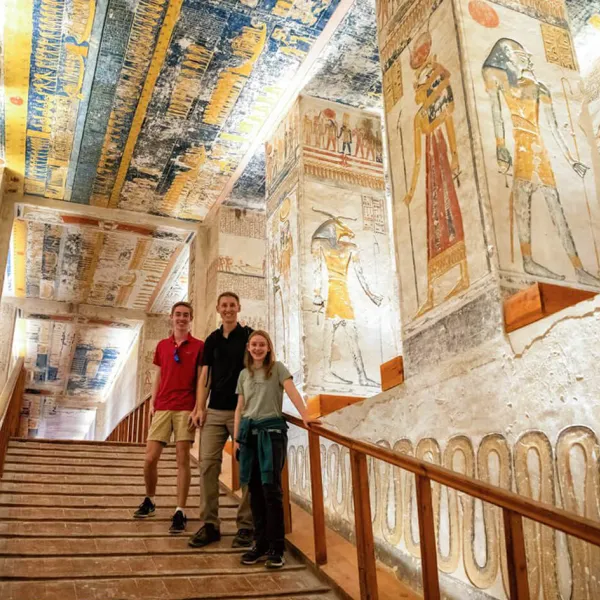 Explore Egyptian Culture and Customs Unveiled