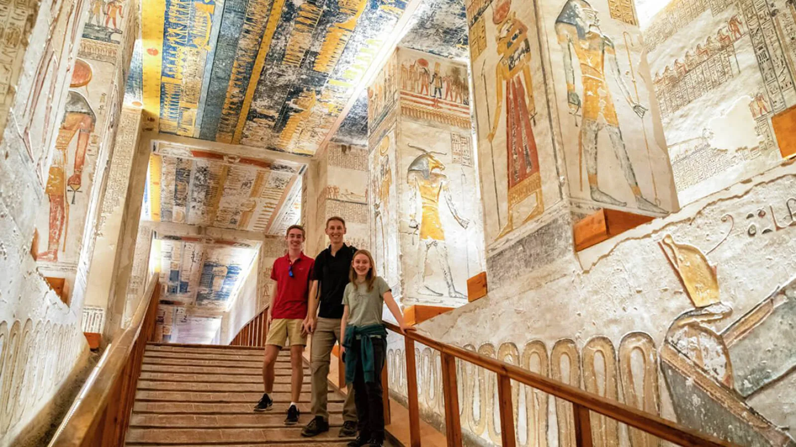 Explore Egyptian Culture and Customs Unveiled