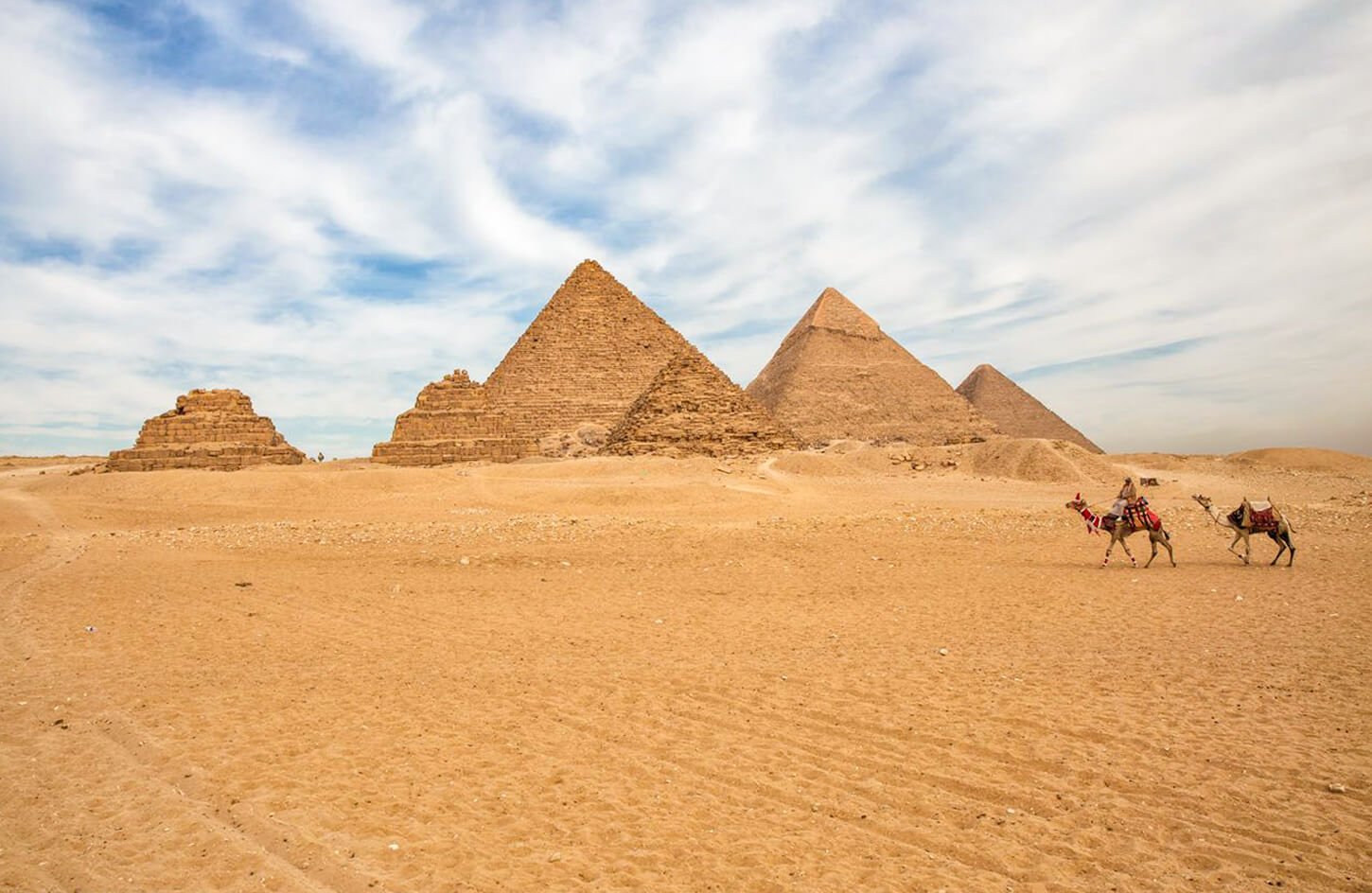 Discover The Wonders of The Great Pyramids